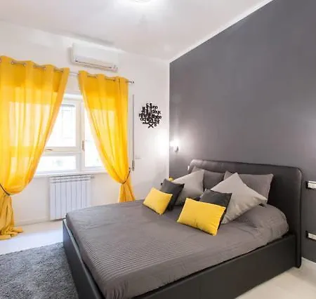 Le Coq Suites