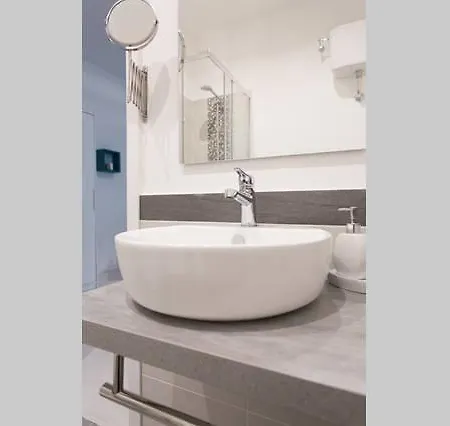 Le Coq Bed & Breakfast Rom