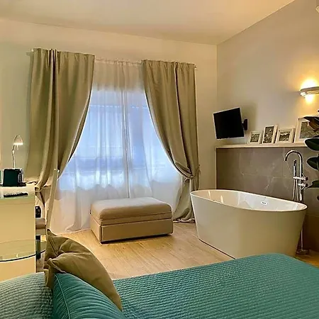 Le Coq Bed and breakfast Roma