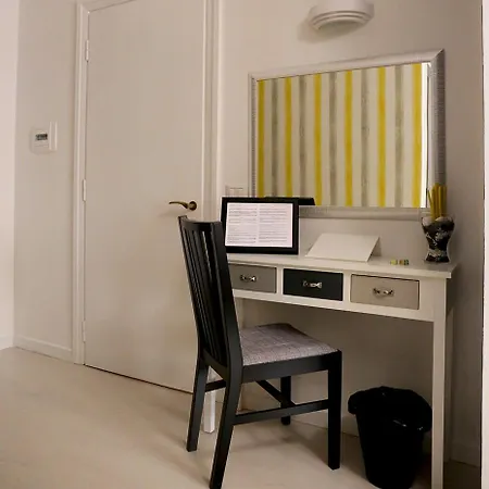 Le Coq Bed & Breakfast 3*